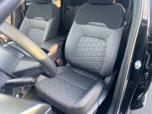 New 2026 Nissan Kicks SV w/ SV Premium Package AWD/4WD image 11