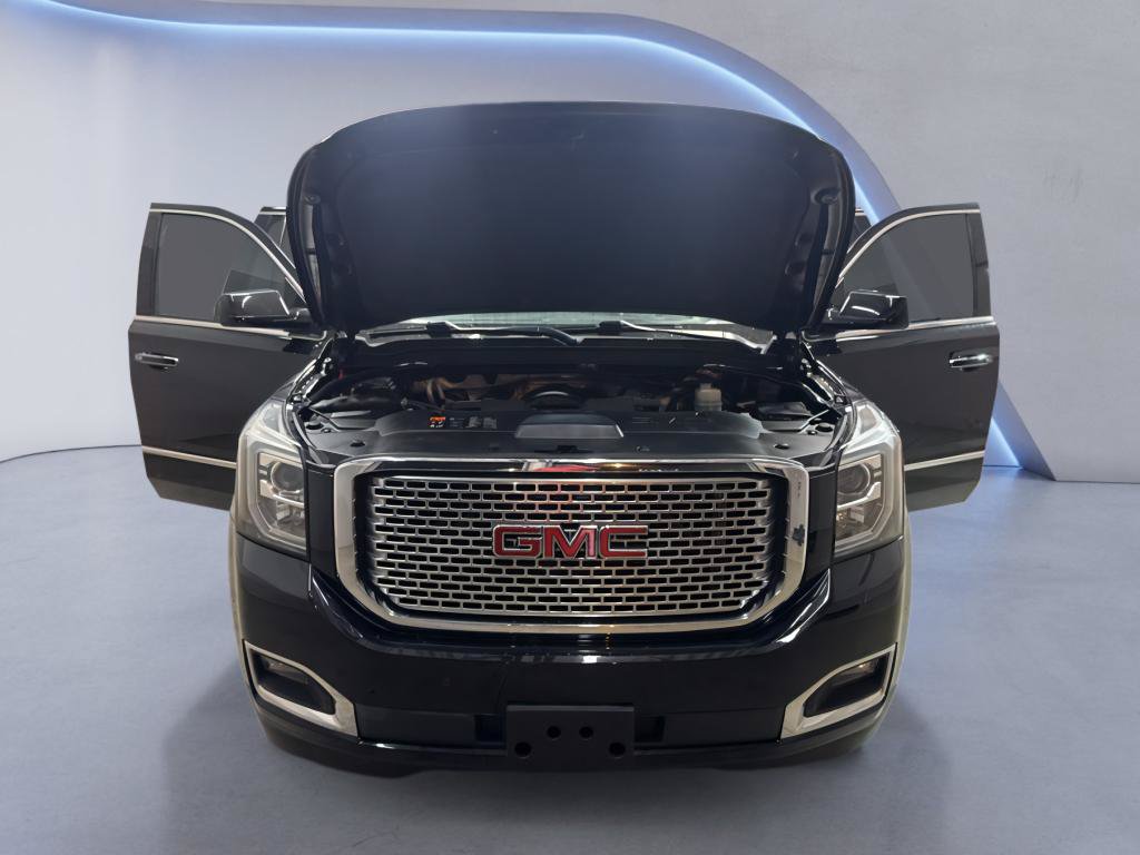 Used 2016 GMC Yukon Denali w/ Open Road Package AWD/4WD image 10