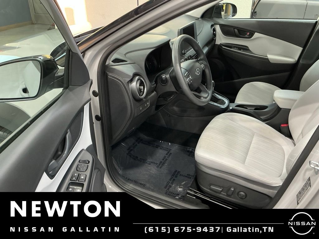 Used 2023 Hyundai Kona SEL AWD/4WD image 6