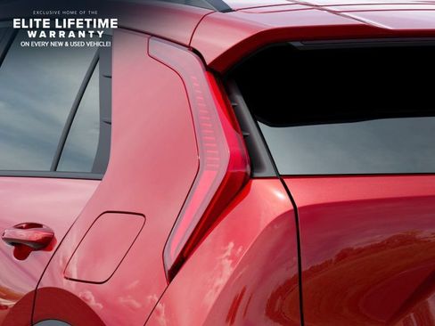 New 2026 Kia Niro EX FWD image 12