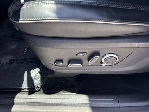 Used 2024 Hyundai Palisade Calligraphy FWD image 12