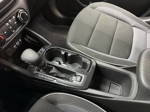 Used 2023 Chevrolet TrailBlazer LS image 33