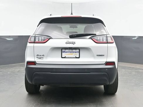 Used 2020 Jeep Cherokee Latitude AWD/4WD image 13