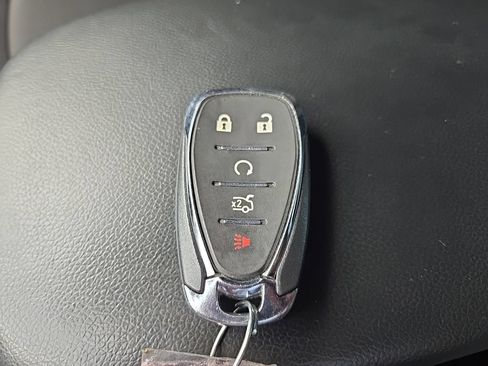 Used 2017 Chevrolet Malibu LS w/ LPO, Convenience Package 1 FWD image 78