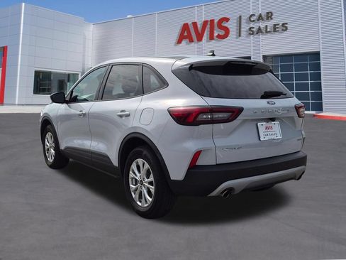 Used 2025 Ford Escape Active AWD/4WD image 9