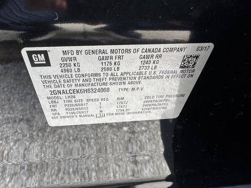 Used 2017 Chevrolet Equinox LT w/ Convenience Package image 28