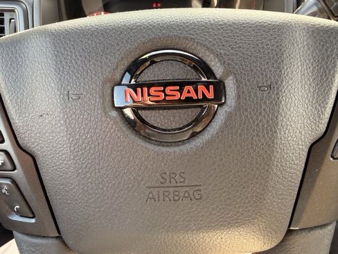 Used 2022 Nissan Titan PRO-4X w/ Off Road Protection Package image 18