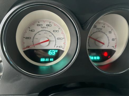 Used 2014 Dodge Challenger SXT w/ Sound Group image 16