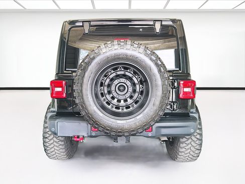 Used 2021 Jeep Wrangler Unlimited Sport AWD/4WD image 5