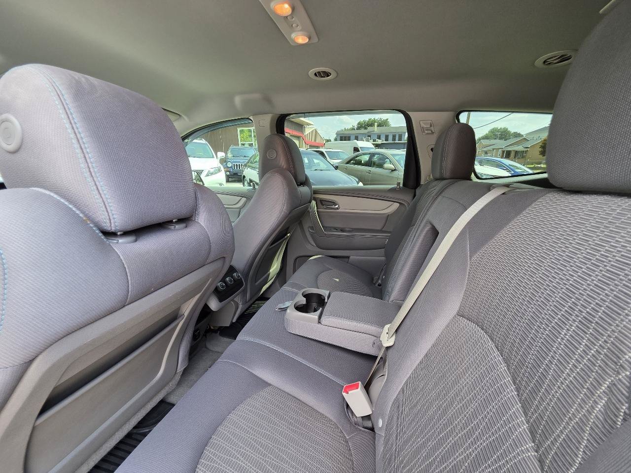 Used 2016 Chevrolet Traverse LS AWD/4WD image 23