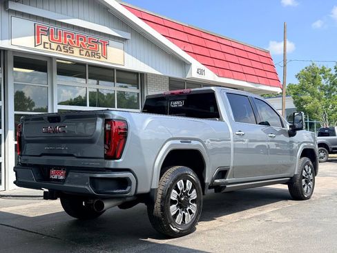 Used 2024 GMC Sierra 2500 Denali w/ Denali Reserve Package AWD/4WD image 3