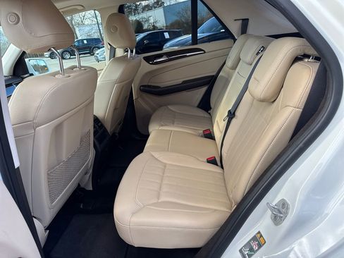 Used 2018 Mercedes-Benz GLE 350 w/ Premium 1 Package image 20