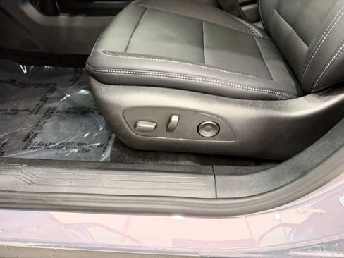 New 2026 Chevrolet Equinox EV LT image 13