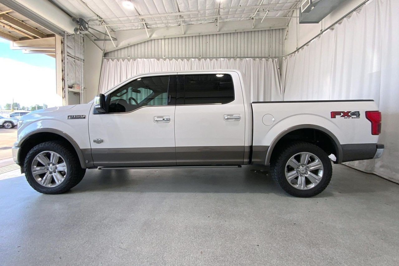 Used 2018 Ford F150 King Ranch w/ Equipment Group 601A Luxury AWD/4WD image 26