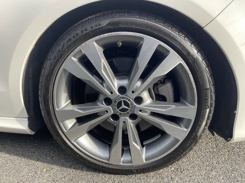 Used 2019 Mercedes-Benz CLA 250 4MATIC image 13