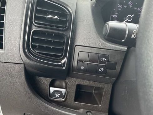 Used 2023 RAM ProMaster 3500 w/ Driver Convenience Group image 31