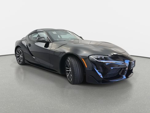 Used 2021 Toyota Supra w/ Safety & Technology Package image 3