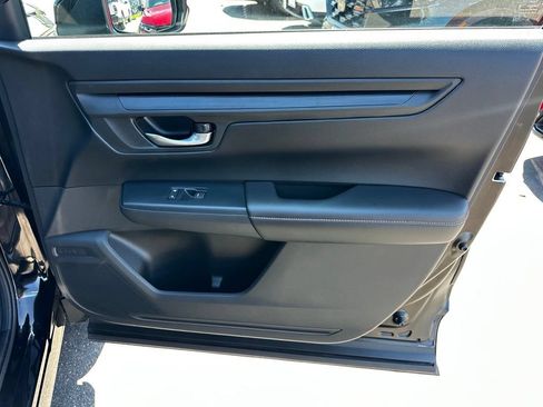 Used 2025 Honda CR-V Sport image 13