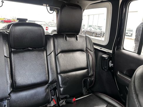 Used 2020 Jeep Wrangler Unlimited Rubicon AWD/4WD image 14