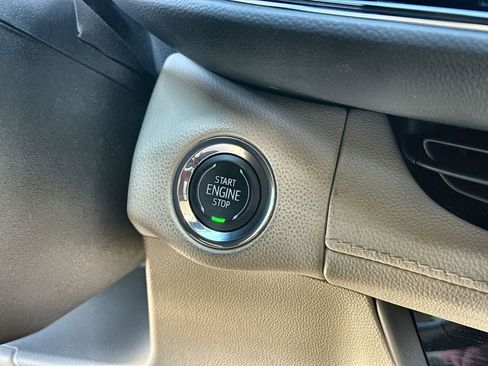 Certified 2023 Buick Envision Avenir image 17