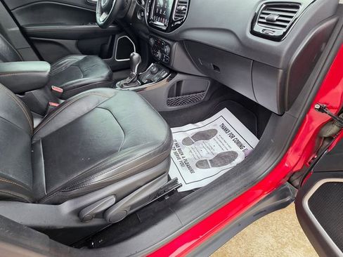 Used 2019 Jeep Compass Limited image 14