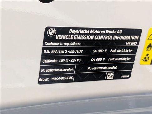 Used 2023 BMW i4 eDrive40 w/ Premium Package image 24