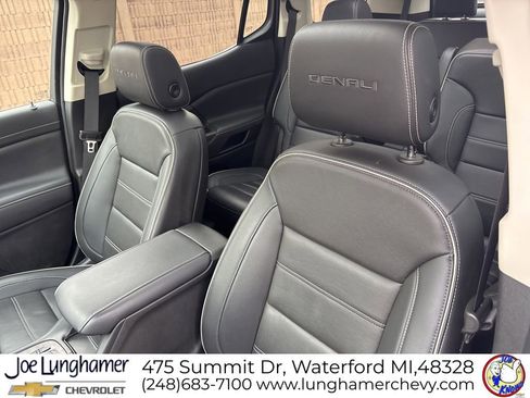 Used 2023 GMC Acadia Denali w/ Denali Ultimate Package image 14