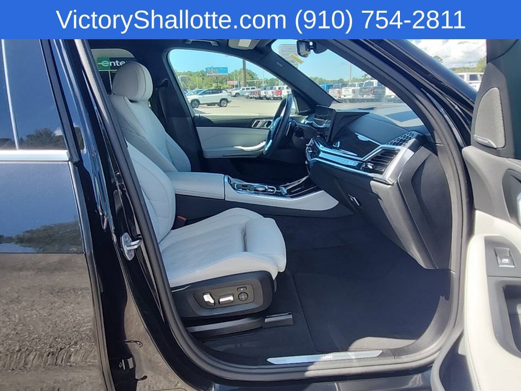 Used 2025 BMW X5 sDrive40i w/ Premium Package RWD image 39