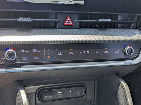 Certified 2023 Kia Sportage SX image 26