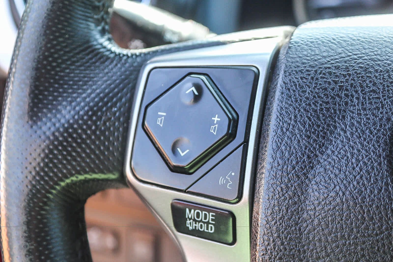 Used 2021 Toyota Tacoma SR5 RWD image 29