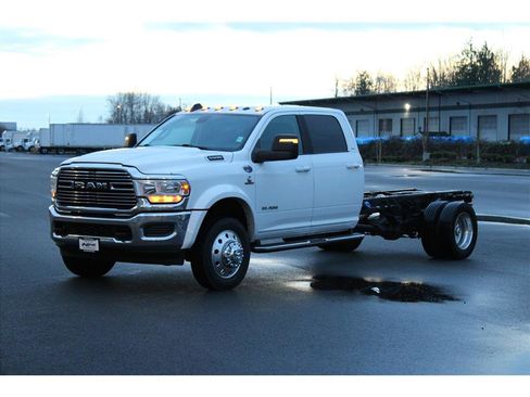 Used 2024 RAM 5500 Laramie image 1