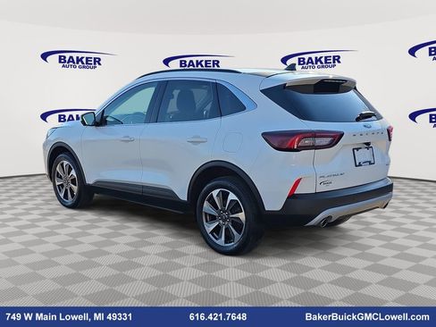 Used 2024 Ford Escape Platinum image 7