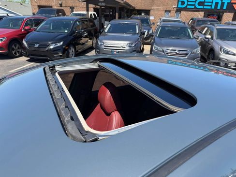 Used 2023 MAZDA MAZDA3 s FWD image 32
