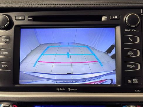 Used 2015 Toyota Highlander XLE image 30