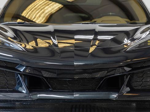 Used 2024 Chevrolet Corvette Z06 RWD image 6