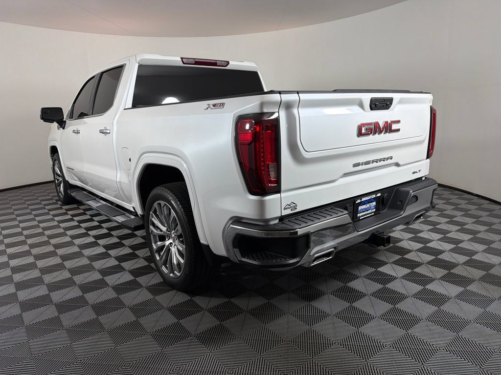 Used 2023 GMC Sierra 1500 SLT w/ SLT Premium Package AWD/4WD image 5