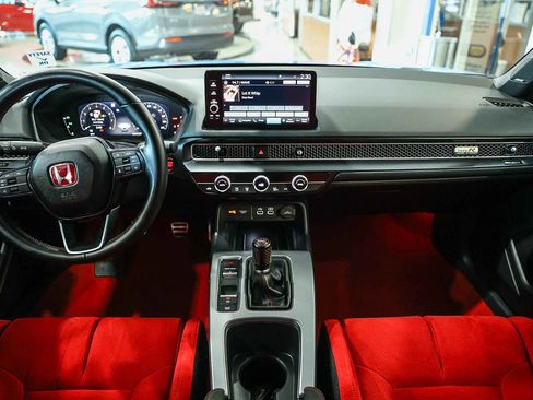 Used 2024 Honda Civic Type R image 16