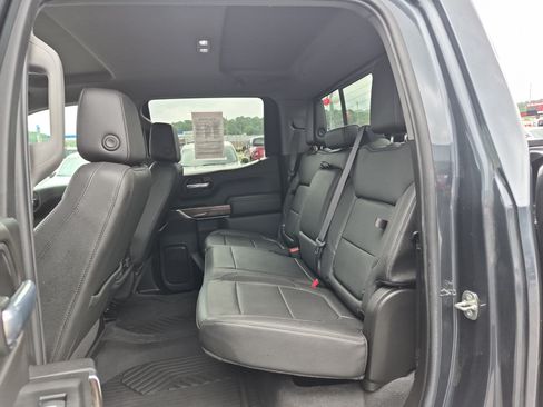 Used 2021 Chevrolet Silverado 1500 LT Trail Boss w/ Convenience Package II AWD/4WD image 18