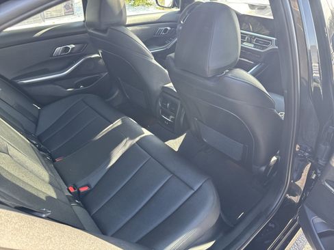 Used 2021 BMW 330i xDrive Sedan w/ Premium Package image 32