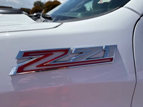 Used 2025 Chevrolet Silverado 1500 LT Trail Boss w/ Protection Package AWD/4WD image 17