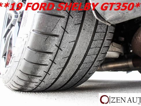 Used 2019 Ford Mustang Shelby GT350 w/ Technology Package image 58
