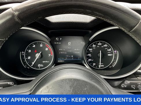 Used 2020 Alfa Romeo Stelvio Ti AWD/4WD image 17