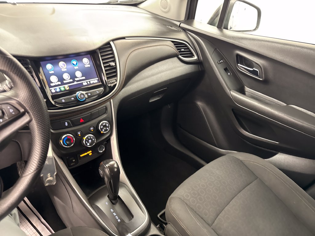 Used 2020 Chevrolet Trax LS w/ Tint and Cruise Package FWD image 18