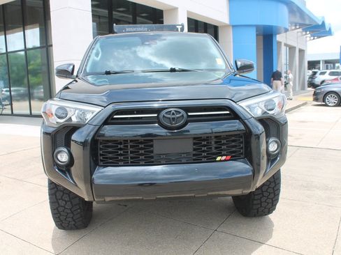 Used 2021 Toyota 4Runner Trail Special Edition AWD/4WD image 2