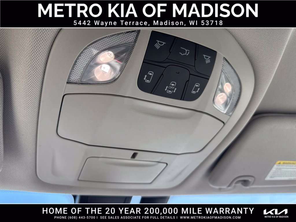 Used 2018 Chrysler Pacifica Touring Plus FWD image 30