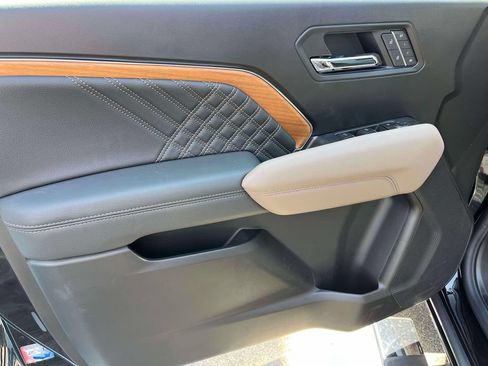 New 2026 GMC Canyon Denali AWD/4WD image 18