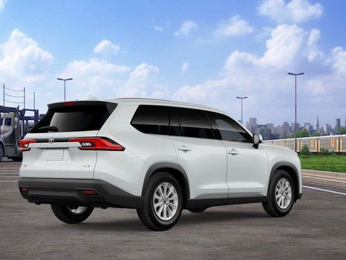 New 2026 Toyota Grand Highlander AWD image 32