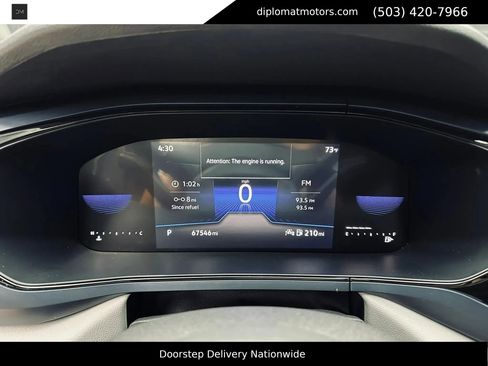 Used 2022 Volkswagen Taos SE w/ Panoramic Sunroof Package FWD image 33