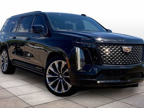 Used 2025 Cadillac Escalade ESV Premium Luxury w/ Touring Package AWD/4WD image 2