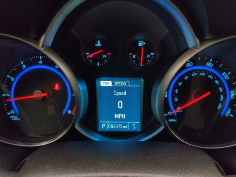 Used 2014 Chevrolet Cruze LT FWD image 23